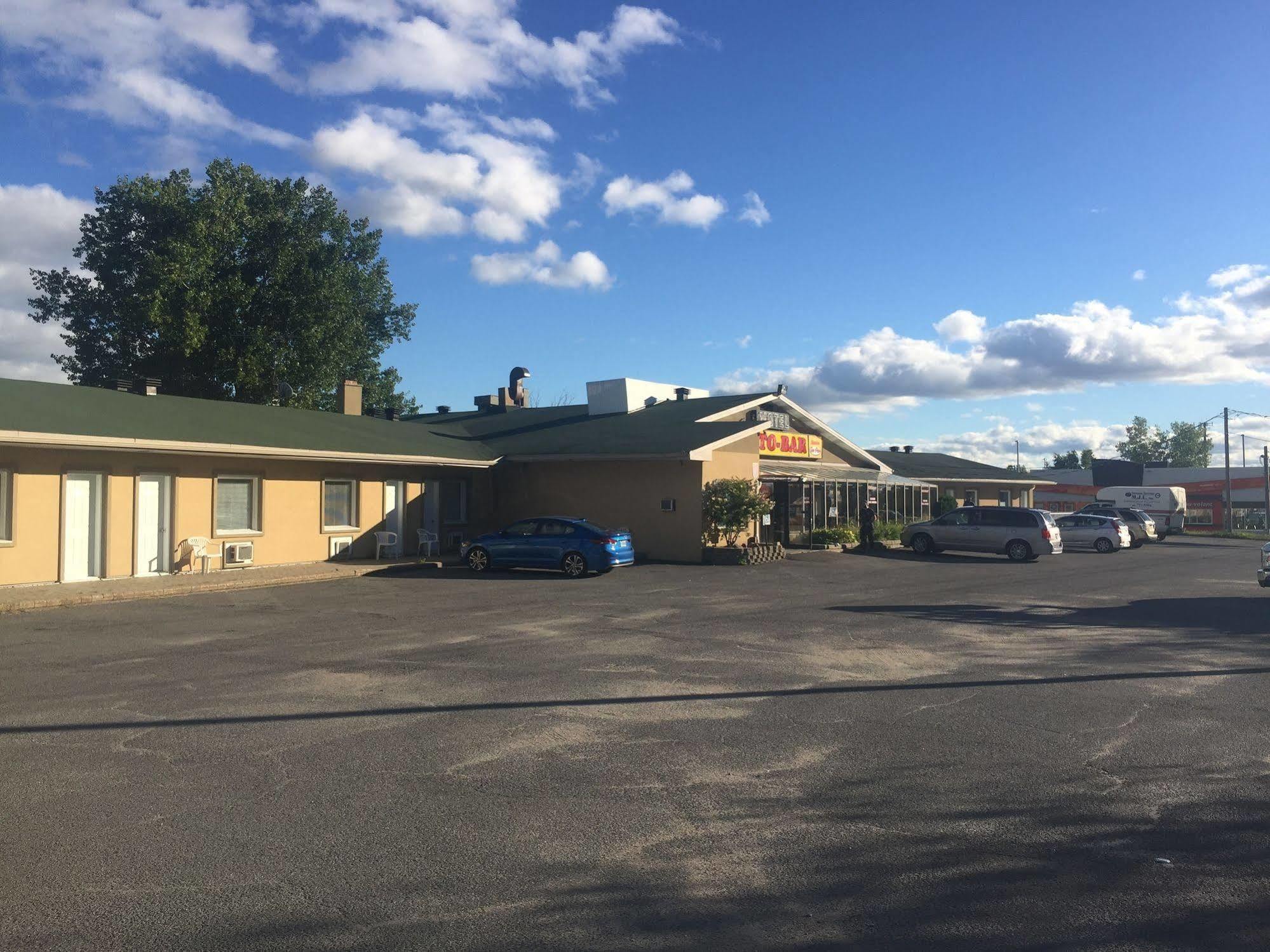 Motel Du Parc Masson Gatineau Buitenkant foto